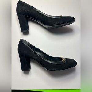 GUCCI Black Suede Heel Pump with Gold Horsebit Detail size 40.5